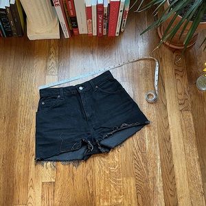 Vintage Black Levi’s 15951 Short Shorts | Orange Tag